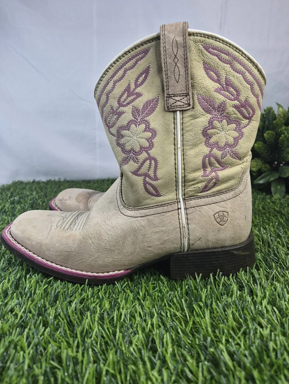 Ariat Women’s Western Cowboy Boots Size 4.5 Tan Pink Floral Leather 10034066